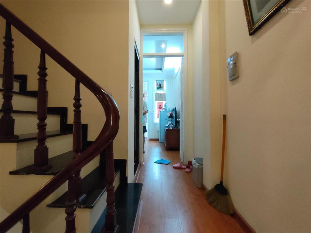 Hiếm, mặt ngõ thông xuân đỉnh  43m2  ô tô qua nhà  kinh doanh đỉnh  2 tầng dân xây