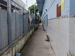 Bán khu nhà trọ 1000m2 (46 phòng) thu nhập ổn định, giá cực tốt tại trung tâm tt bến lức, long an