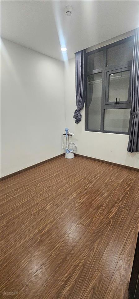 Bán ch phú đông premier 2pn 2wc 70m2. giá 3,4 tỷ, hỗ trợ vay ngân hàng 2,5 tỷ.  0906 028 ***