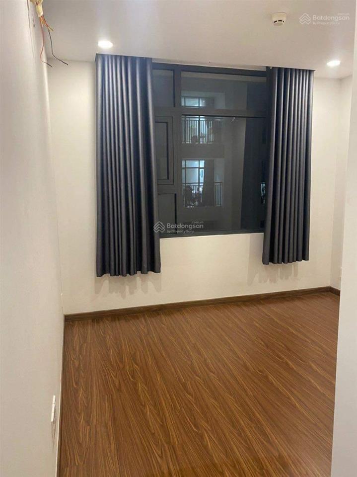 Bán ch phú đông premier 2pn 2wc 70m2. giá 3,4 tỷ, hỗ trợ vay ngân hàng 2,5 tỷ.  0906 028 ***