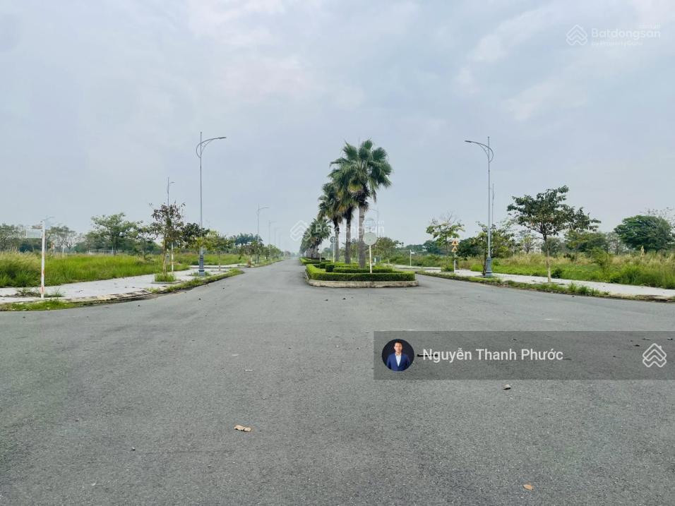 Kẹt tiền chính chủ bán gấp nền phú gia 120m2 6x20m giá 2,1 tỷ sát hồ bơi sân golf biên hòa new city