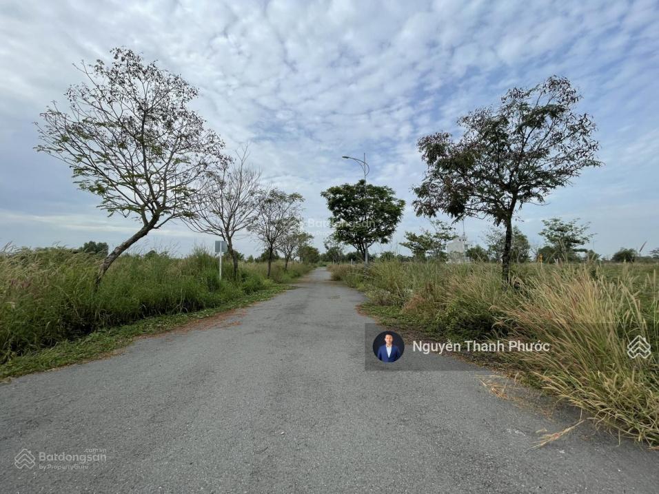 Chính chủ kẹt tiền bán nhanh nền nhà phố 100m2 giá 16tr/m2 biên hòa new city, hỗ trợ vay đến 80%