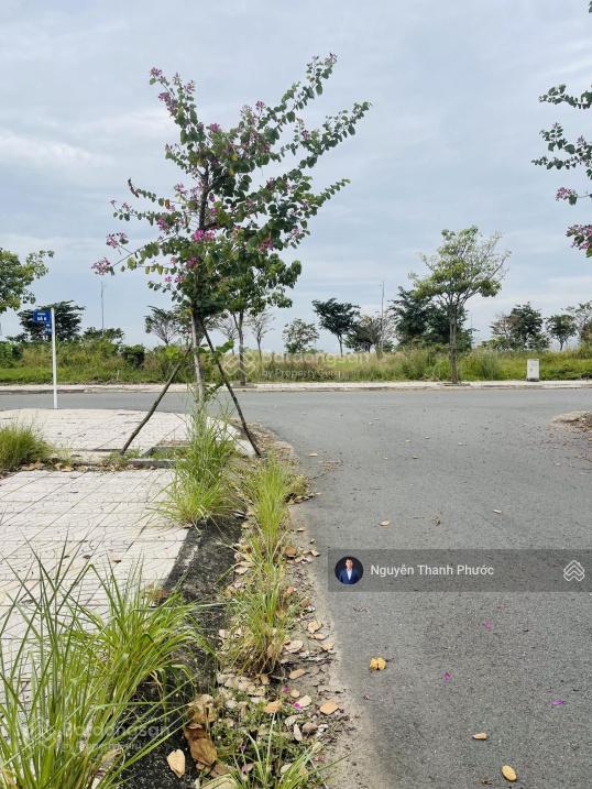 Chính chủ kẹt tiền bán nhanh nền nhà phố 100m2 giá 16tr/m2 biên hòa new city, hỗ trợ vay đến 80%