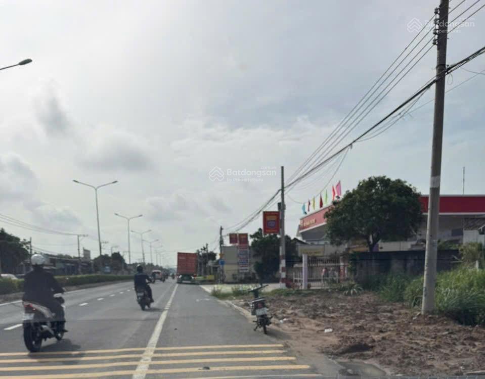 Bán mặt tiền dt744 phú an, bến cát lô đất 2 mặt tiền 7x67m, 300m2 thổ cư giá 5.95 tỷ (850 triệu/m)