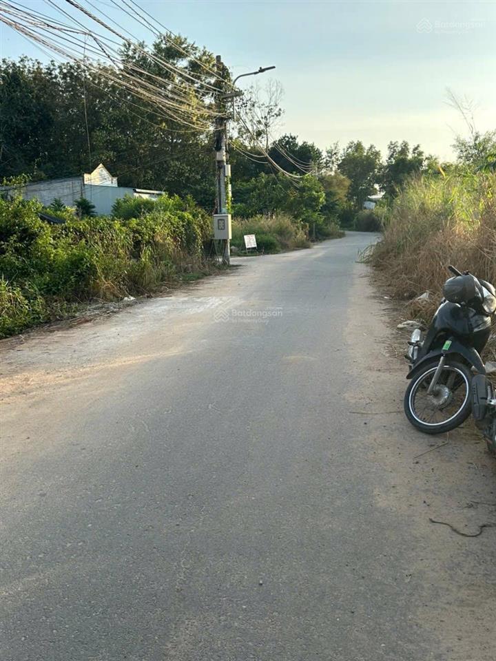 Bán đất trung tâm an tây bến cát 5x29m, 60m2 thổ cư đường nhưạ thông 6m giá 1tỷ450 thương lượng