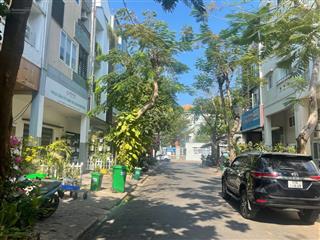 Đất nhà phố hưng gia hưng phước  phú mỹ hưng, quận 7. dt 6x18,5m, xd hầm + 5 tầng. giá 25.8 tỷ