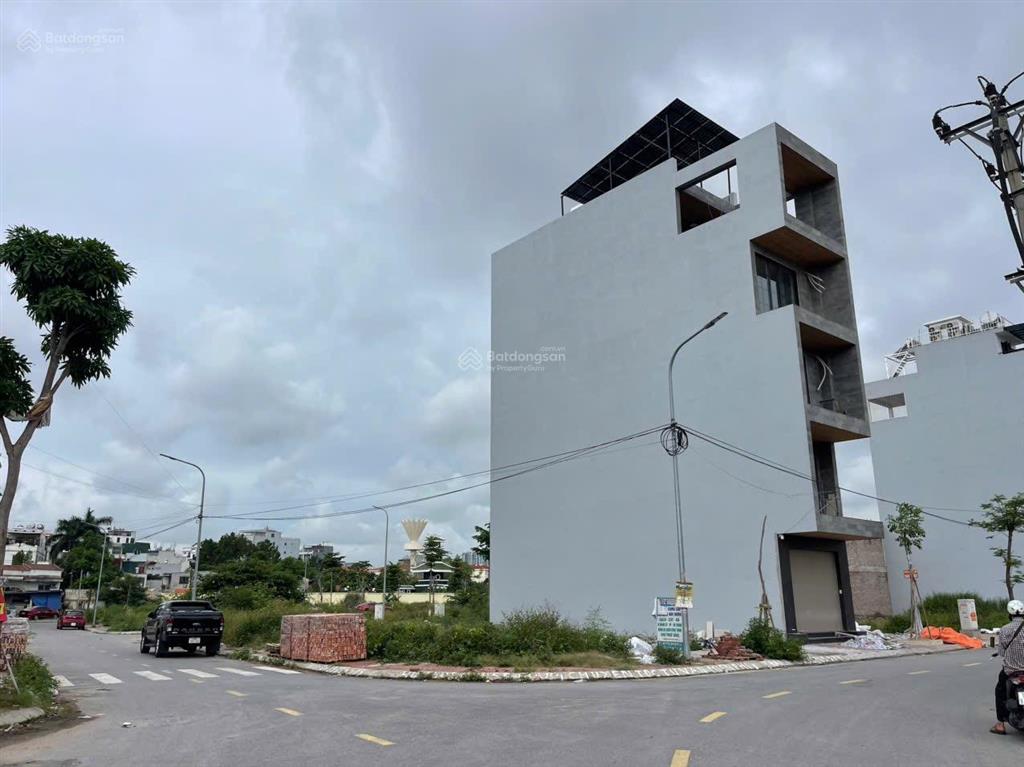 Bán đất tđc cây đa (đông khê 2). mặt đường trục chính bệnh viện công an. giá hơn 5 tỷ