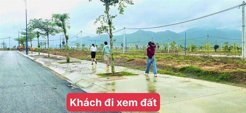 Kẹt tiền bán gấp đất tđc trong kcn vsip bình định đường lớn 16m, dt 7,5x20m=150m2 chỉ 7,5 triệu /m2