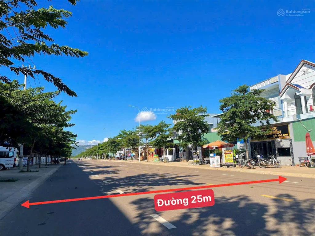 Cần tiền trả nợ cuối năm thanh lý gấp đất trong kcn vsip dt 200m2 chỉ 6,3tr/m2 ngay khu dân cư đông