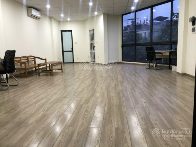 Cc cho thuê gấp văn phòng mặt tiền 10m trịnh đình cửu  giá cực rẻ từ 8tr/tháng