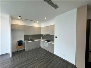 Căn hộ 73m2 giá 4,2 tỷ full nội thất cơ bản  đi xem thực tế
