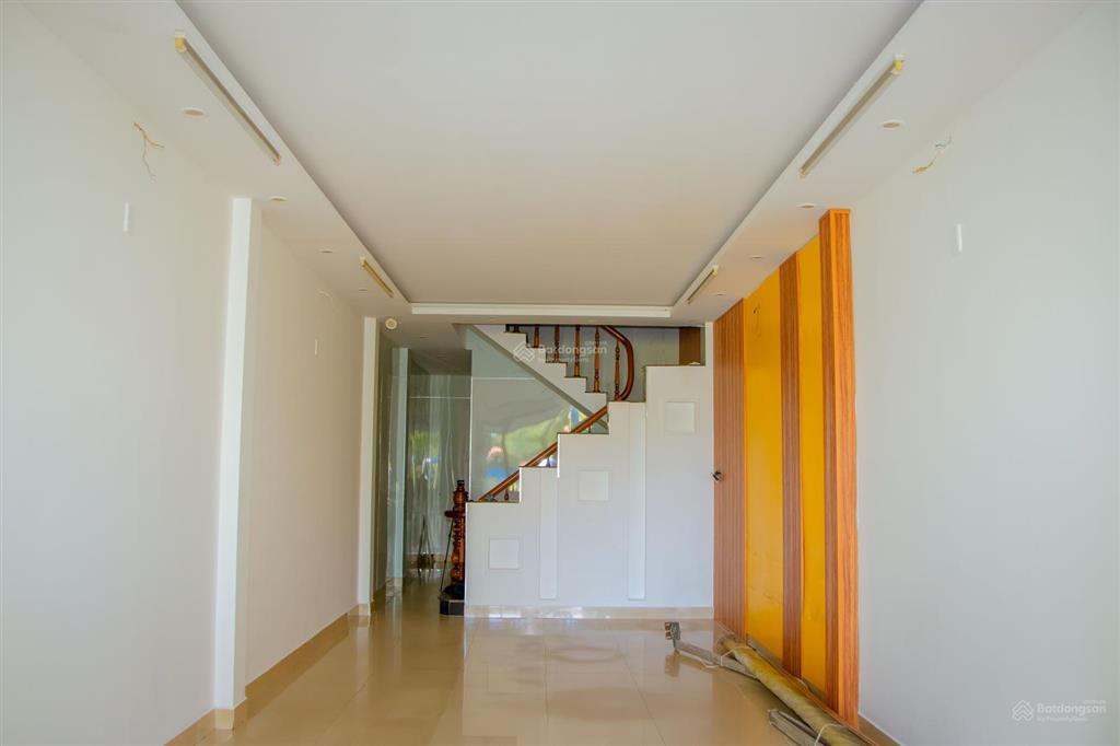 Bán nhà mặt phố lý thường kiệt, 74m2, phù hợp kinh doanh đa nghành