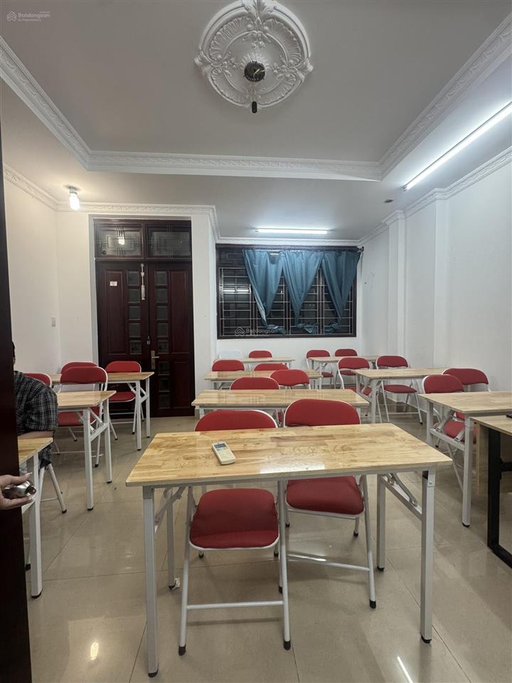 Cho thuê nhà nguyên căn 3 lầu làm văn phòng giá 30tr/th tại khu đô thị him lam kênh tẻ