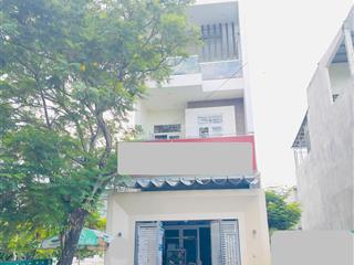 Nhà 3 tầng đường lý chiêu hoàng đối diện chợ đầu mối  quảng ngãi