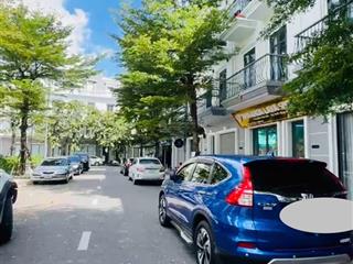 Shophouse vincom đã hoàn thiện full nội thất  hướng tây view công viên
