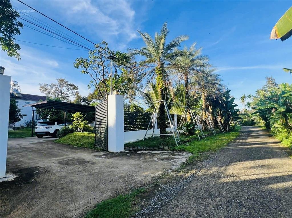 6,5 tỷ  biệt thự nghỉ dưỡng tại đạ huoai  lâm đồng 1840m2 có biệt thự 200m2.  0961 333 ***