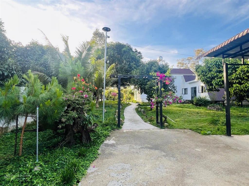 6,5 tỷ  biệt thự nghỉ dưỡng tại đạ huoai  lâm đồng 1840m2 có biệt thự 200m2.  0961 333 ***