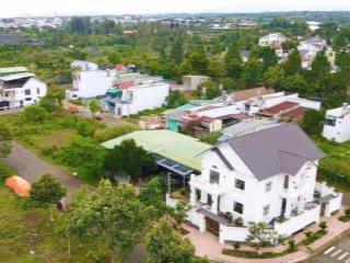 Đất biệt thự phạm ngọc thạch  tt bảo lộc 16x24m 384m2 (thổ cư) 8tỷ tương lai view hồ trực diện