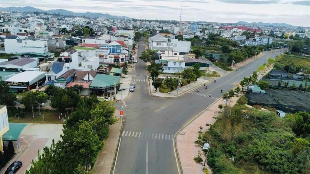 Ngộp quá hạ giá không thể rẻ hơn đất trung tâm phường 1 bảo lộc