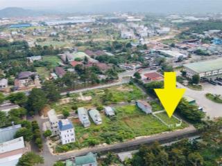 Lô biệt thự 2 mặt tiền cách quốc lộ chỉ 50m, diện tích 373m2, pháp lý đầy đủ. giá 4,75 tỷ vnd