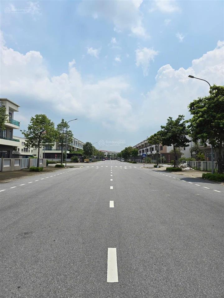 Bán căn shophuose tại dự án centa city khu đô thin vsip bắc ninh