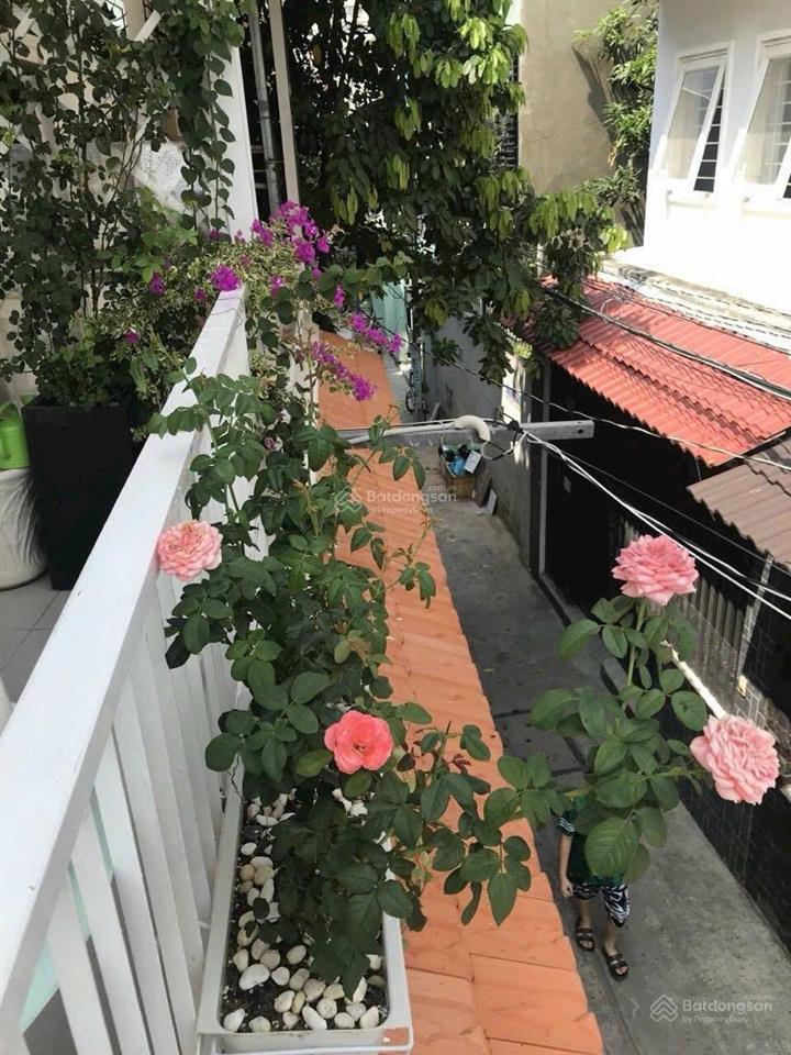 Cho thuê nhà nguyên căn mới sơn + full nt  đường phl q7  dt 4x9m  1pn  giá 9tr