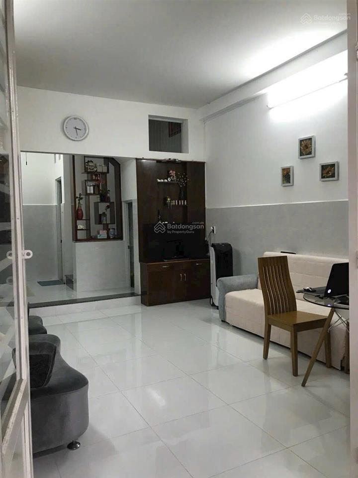 Cho thuê nhà nguyên căn mới sơn + full nt  đường phl q7  dt 4x9m  1pn  giá 9tr