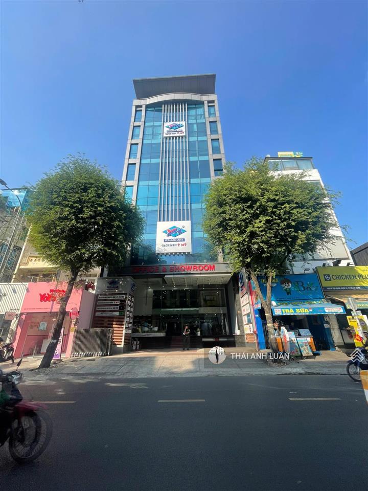 Ngang 8m rất hiêm. bán nàh mặt tiền trần hưng đạo, quận 5. 160m2(8x20m), 7 tầng, tn 350tr/th. 45 tỷ