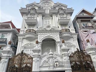 Bán toà nhà chdv mới trần đình xu, quận 1. ngay lõi trung tâm. 250m2(15x17m), hđt 180tr/th. 40 tỷ