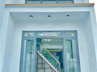 Bán nhà gác lững chính chủ, sổ riêng thổ cư 100%. trả trước 400tr nhận nhà.