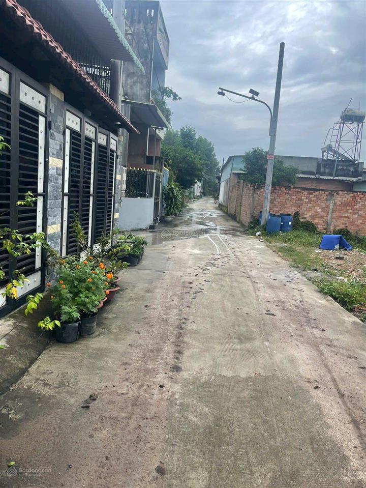 Bên em mới ra 12 lô đất nền và nhà phố liền kề. giá chỉ từ 1.25 tỷ (sổ riêng full thổ cư)