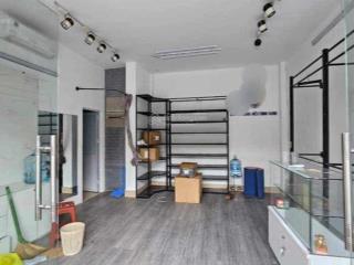 Cho thuê cửa hàng nguyễn chí thanh 40 m2 riêng biệt 8 triệu 0389 930 ***