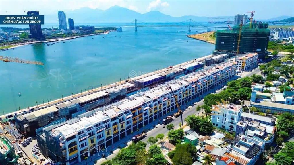 Căn góc sonata hướng sông sát 2 tòa chung cư, thích hợp cho thuê, kinh doanh, buôn bán. ck 10%