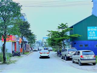 Hoa hậu 30m2 đất chúc sơn, đường rộng 12m vỉa hè.. bán gấp