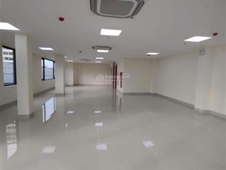 Bán tòa vp 8t mặt phố phạm văn đồngdt 207mlô gócvỉa hè ô tô tránh,kdpccc,hoàn công dt 115tr/th