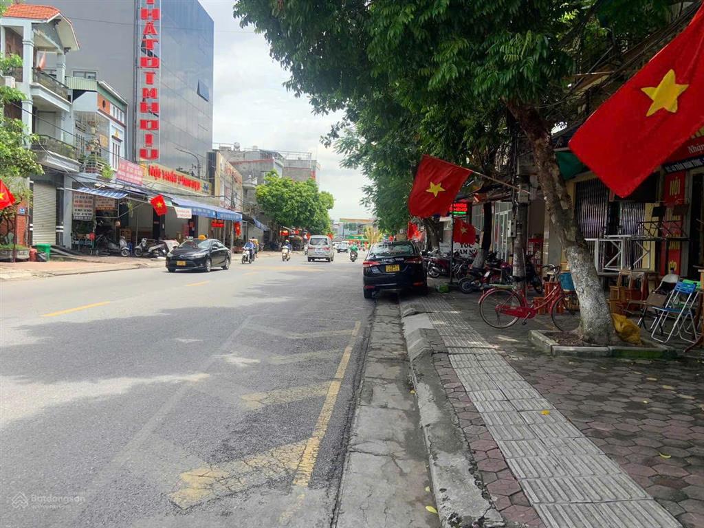 Bán nhà 2 tầng mặt đường trần nhân tông, kiến an