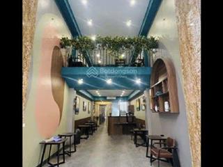 Bán nhà mặt phố yên phụ  vị trí kim cương  8 tầng thang máy hiện đại  đẳng cấp thượng lưu.