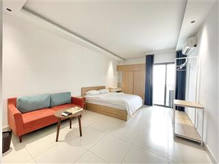 Căn hộ studio balcony, giặt riêng, đủ nội thất, gần chợ tân định, cầu kiệu, công viên lê văn tám q1