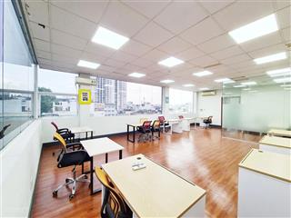 Cho thuê văn phòng quận 1, diện tích 70m2 giá chỉ 30 triệu/tháng. sẵn nội thất, phòng kính
