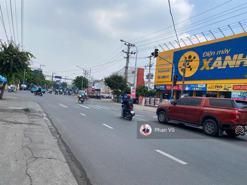 Đất mặt tiền đt743a, dĩ an, (ngã ba cây điệp đối diện điện máy xanh), 7,2 tỷ