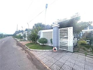 Bán biệt thự 258m2 tại võ thị sáu, đất đỏ, 4,5 tỷ, giá siêu hời!.  0909 290 ***