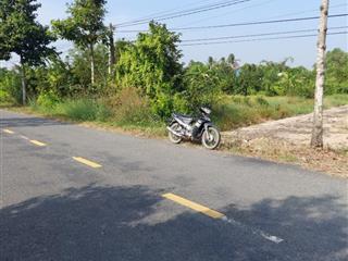 Bán nhà đất mặt tiền đt 827d, long an giá siêu tốt chỉ 7,3 tỷ, diện tích khủng 4.200m²