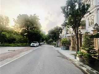 Bán gấp biệt thự đại mỗ 170m2 hoàn thiện cho thuê dòng tiền tốt