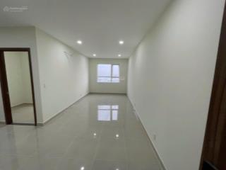 Giá cực tốt 3pn 2wc chỉ 3 tỷ 950 triệu block dragon thương mại tầng trung view hồ bơi