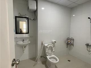 Bán căn 79m2 2pn 2wc nội thất cơ bản, view đông nam luôn mát mẻ, tầng trung đẹp
