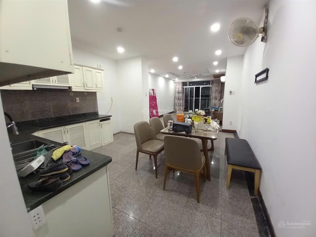 Cho thuê căn hộ 3 pn, nội thất đầy đủ, tầng cao, view đẹp, giá 23 triệu/tháng.  phát 0906 326 ***