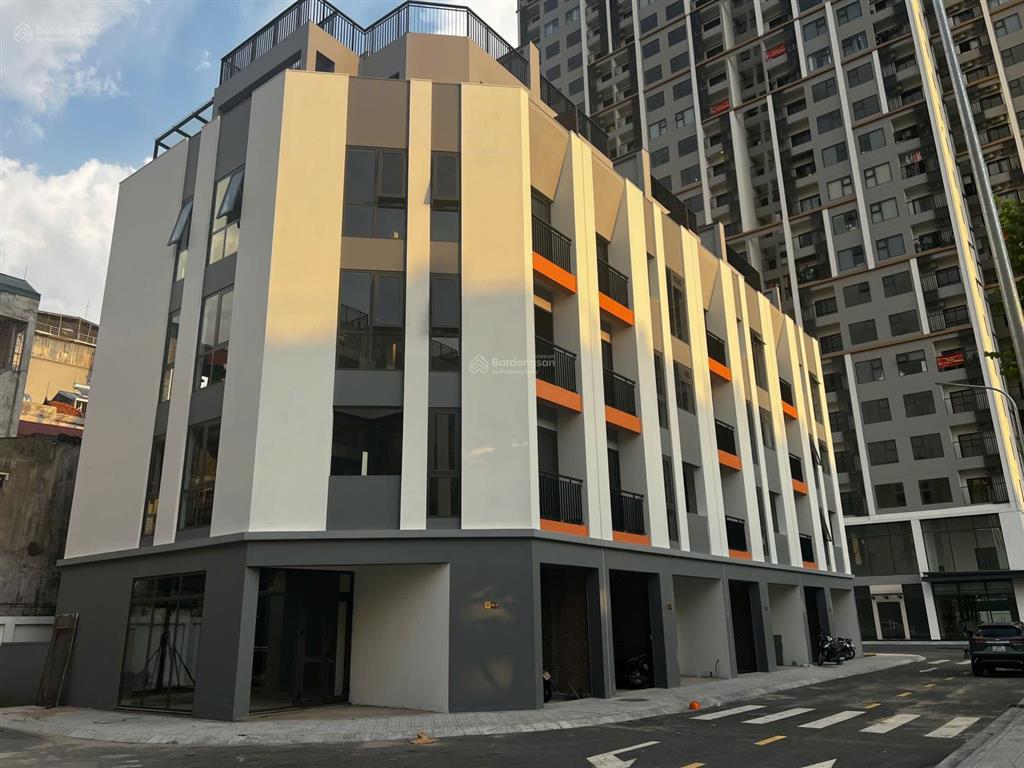 Cho thuê shophouse 105m2 giá tốt tại hoàng thành pearl, cầu diễn, nam từ liêm, hà nội