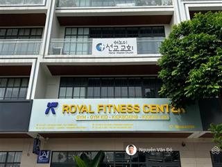 Bán shophouse 188.4m2 the matrix one, căn 2 mặt tiền, hoàn thiện nội thất 75 tỷ.  0983 786 ***