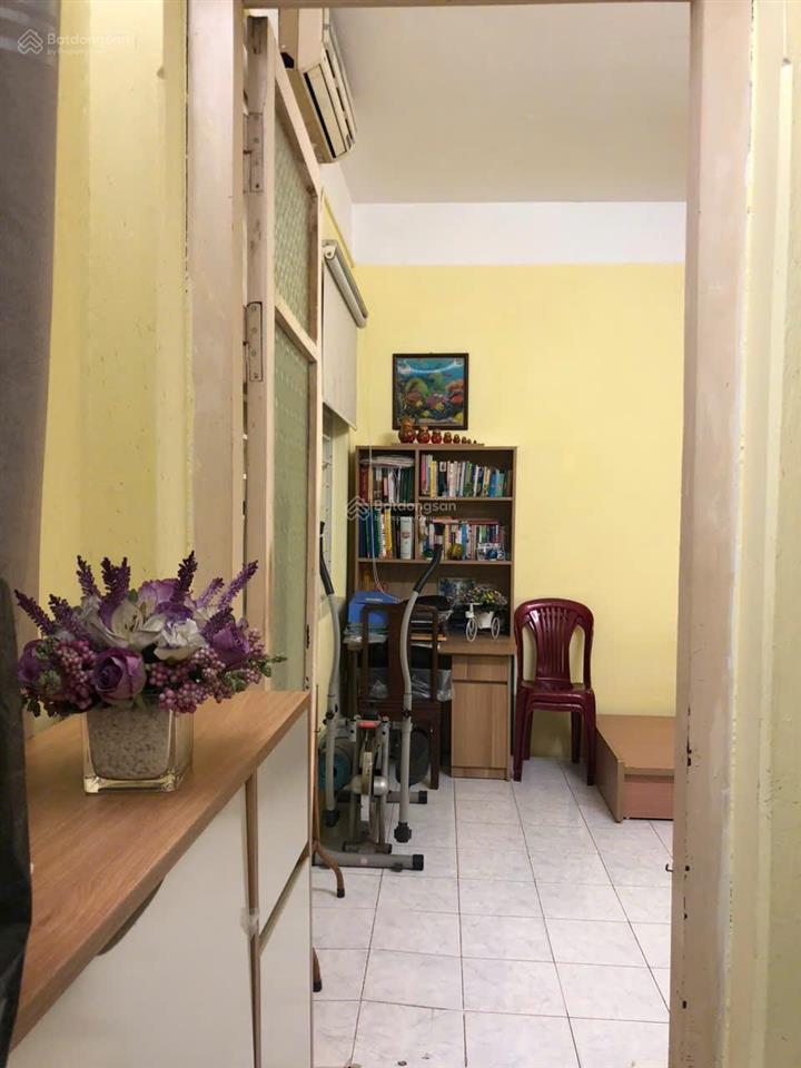 Chính chủ cần cho thuê căn hộ tập thể ở 50 châu long, ba đình