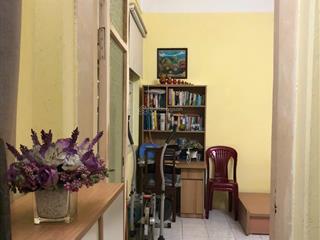 Chính chủ cần cho thuê căn hộ tập thể ở 50 châu long, ba đình